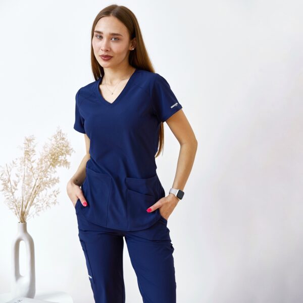 Женский медицинский костюм Skechers синего цвета