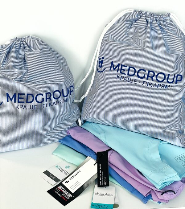 Фирменная сумка "Medgroup"