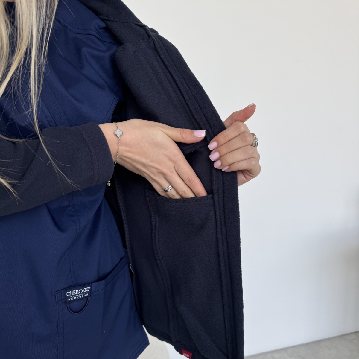 Флиска для врача женская Vililla синяя — изображение 5