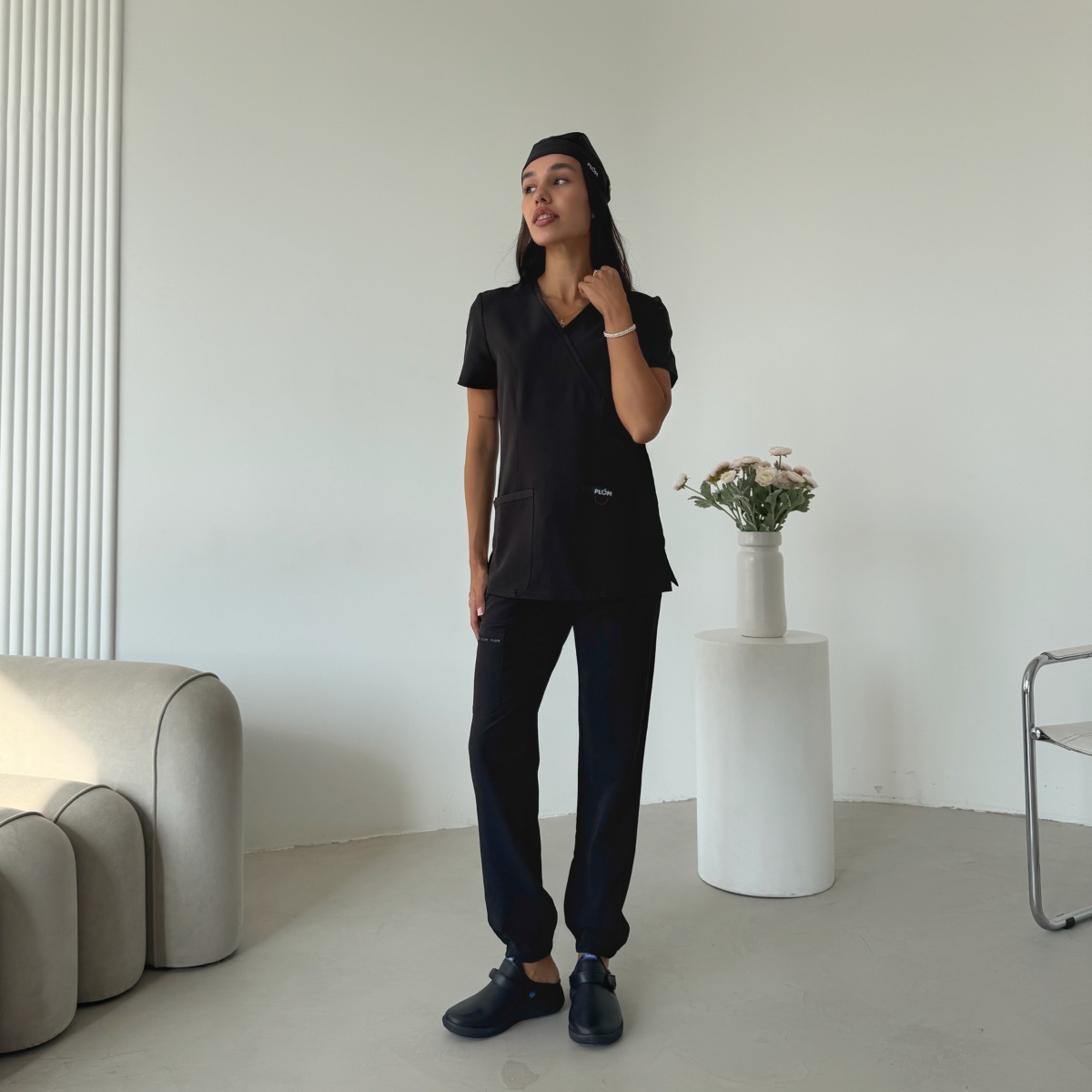 Жіночий медичний костюм Plum чорний - Зображення 6