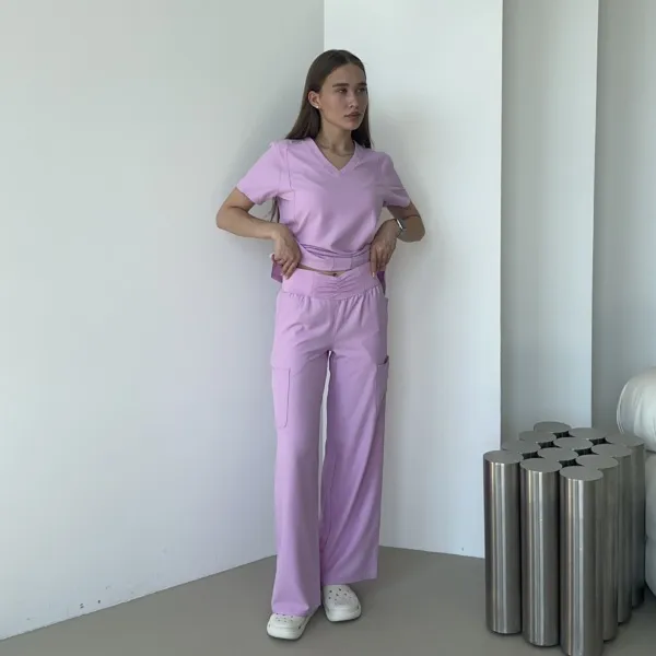 Жіночий медичний костюм Med Couture лавандового кольору