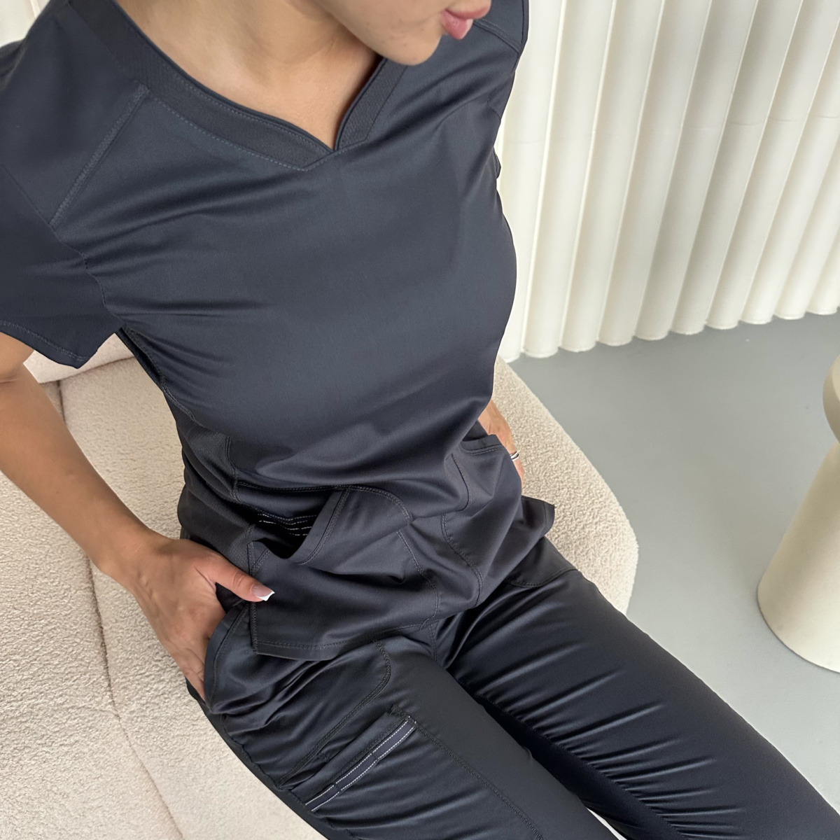 Жіночий медичний костюм Cherokee сірий - Зображення 6