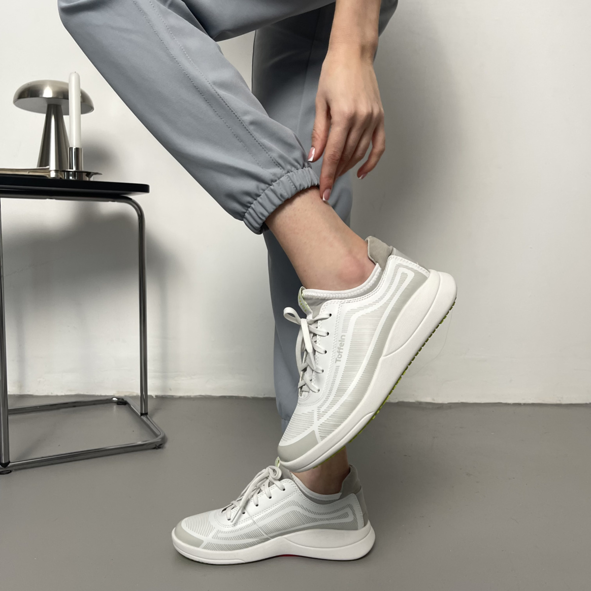 Жіночий медичний костюм Cherokee Originals Ultra сірий - Зображення 6