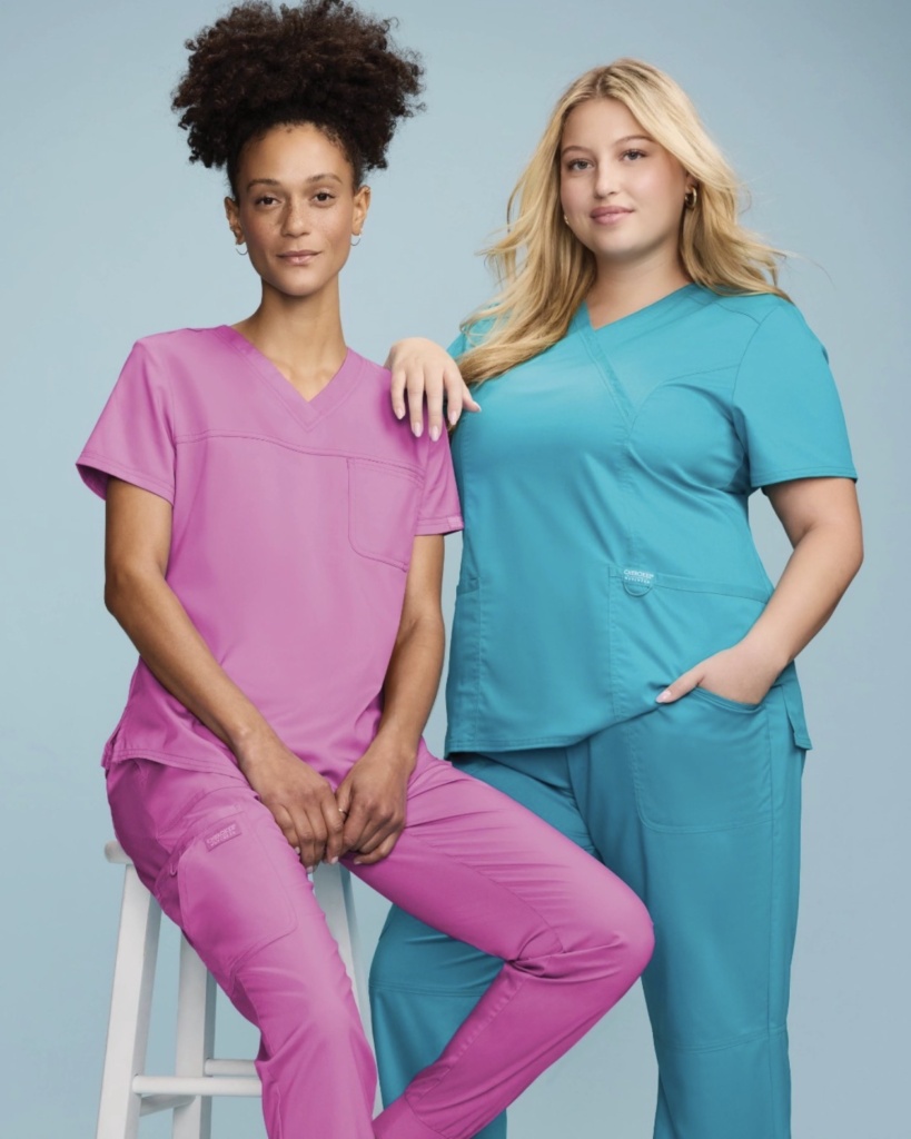 Посадка медичного костюма великого розміру