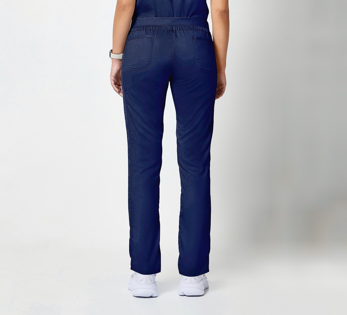 Женские медицинские брюки Cherokee Revolution прямого кроя — изображение 2