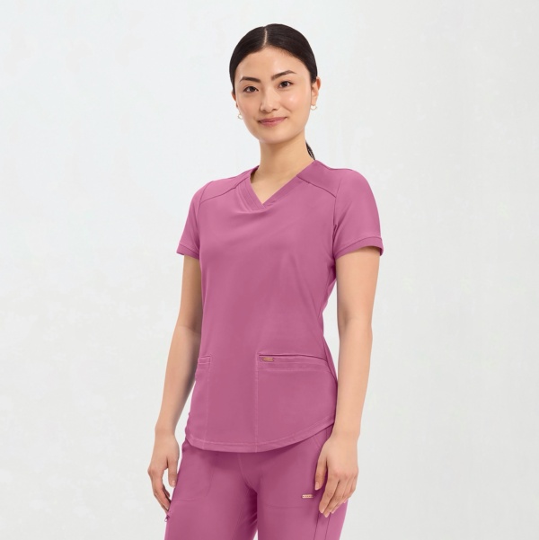 Женский медицинский костюм FORM от Cherokee розовый
