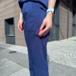 Жіночий медичний костюм Grey's Anatomy™ Spandex Stretch синього кольору - Зображення 12